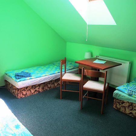 Hotel U Lisky Hostka  ภายนอก รูปภาพ